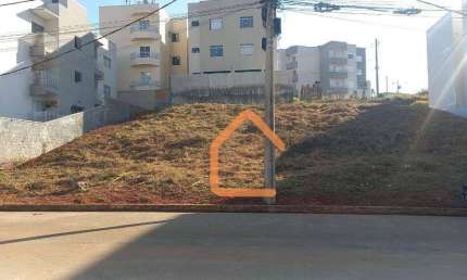 Terreno à venda, 325 m² por R$ 150.000 - Santa Branca - Pouso Alegre/MG