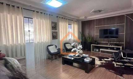 Casa com 3 dormitórios à venda, 185 m² por R$ 750.000 - Jardim América - Pouso Alegre/MG