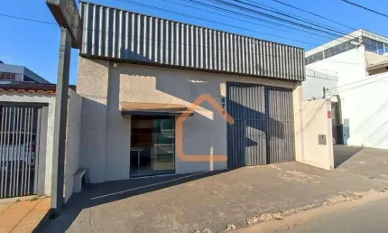 Galpão para alugar, 260 m² por R$ 6.500/mês - São Carlos - Pouso Alegre/MG