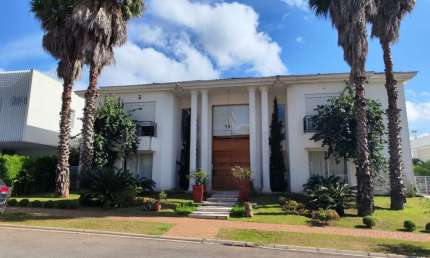 Sobrado em Condomínio para Venda em Santana de Parnaíba, Alphaville, 7 dormitórios, 7 suítes, 8 banheiros, 6 vagas