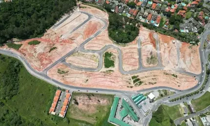 Terreno à venda na Rua São Fernando, 00, Jardim do Golf I, Jandira