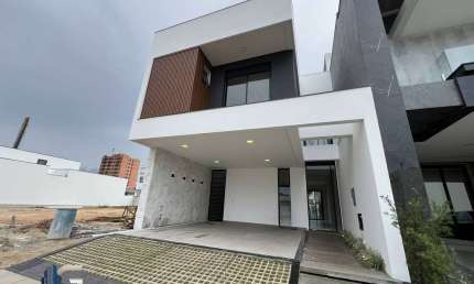 Casa alto Padrão condomínio clube Blue, Deltaville - Biguaçu