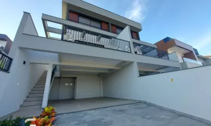 Sobrado Alto padrão à Venda – Loteamento Green Village, Palhoça