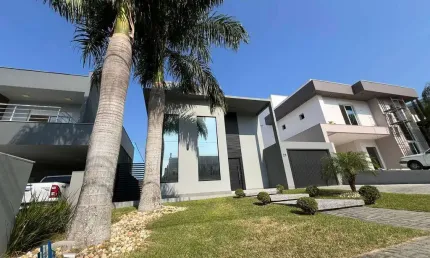Casa 4 dormitórios condomínio fechado Parque da Pedra - Pedra Branca