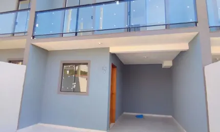 Excelente Sobrado a 50 metros, da principal Marcos Bertold.
