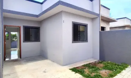 CASA EM CONDOMINIO COM IMENSO ESPAÇO DE TERRENO LOCALIZADO NO CAMPO DO SANTANA