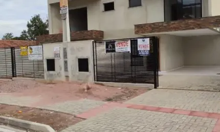 EXCELENTE SOBRADO COM UM PADRÃO UNICO LOCALIZADO EM ARAUCARIA