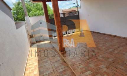 Casa com 2 quartos à venda no Jardim Botânico, Jaguariúna  por R$ 330.000