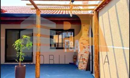 Casa com 4 quartos à venda no Jardim Sylvio Rinaldi I, Jaguariúna  por R$ 680.000