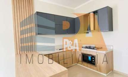 Casa com 2 quartos à venda na Vila Primavera, Jaguariúna  por R$ 390.000