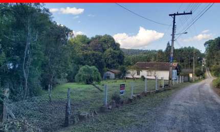 Casa com 3 quartos à venda na Rua Esmeralda Schroeter, Pinheirinho, Rio Negrinho por R$ 490.000