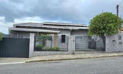 Casa com 3 quartos à venda na Rua Brigadeiro Franco, 345, Ceramarte, Rio Negrinho por R$ 790.000
