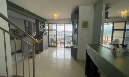 Cobertura espetacular com 3 quartos à venda na Barra Olímpica !!