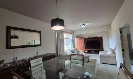Casa Duplex com Piscina e Suíte Térrea à venda na  Freguesia Jacarepaguá – 250m² de terreno