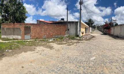 Ótima Casa 59m2, 2 Quartos, 5 Vagas, Completamente Solta em Igarassu, Financia