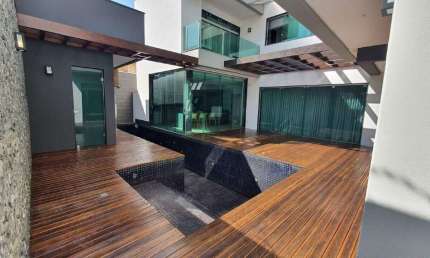 CASA DE ALTO PADRAO NA REGIAO DO BAIRRO LIBERDADE EM DIVINOPOLIS