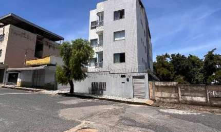 APARTAMENTO MOBILIADO NA REGIAO DO BAIRRO VILA ROMANA EM DIVINOPOLIS MG