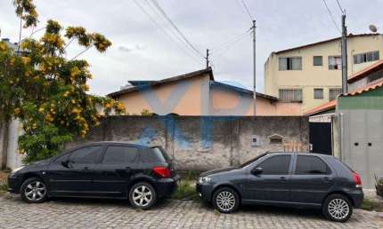 Casa com 3 quartos à venda na Rua João Morato de Faria, Centro, Divinópolis