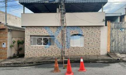 Casa com 3 quartos à venda na Rua Dez de Julho, Afonso Pena, Divinópolis