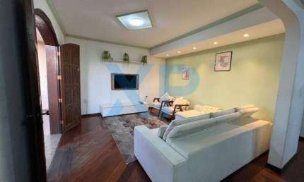 CASA RESIDENCIAL C/ 3 PAVIMENTOS A VENDA NO BAIRRO SÃO SEBASTIÃO EM DIVINÓPOLIS-MG