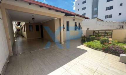 CASA RESIDENCIAL A VENDA NO BAIRRO NAÇÕES EM DIVINÓPOLIS-MG