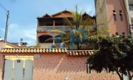 Casa à venda, 3 quartos, 1 suíte, 5 vagas, BOM PASTOR - Divinopolis/MG