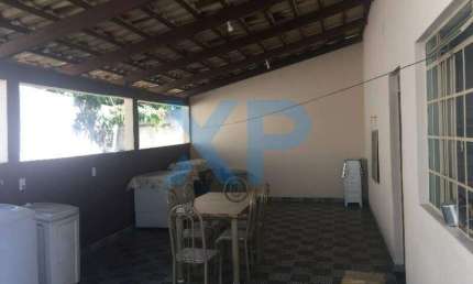 Casa com 3 quartos à venda na Rua João Severino de Azevedo, Sagrada Família, Divinópolis