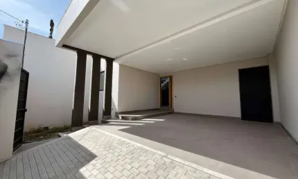 CASA DE ALTO PATRAO NO BOM PASTOR EM DIVINOPOLIS MG