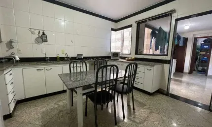 Apartamento com 4 quartos à venda na Avenida Sete de Setembro, Centro, Divinópolis