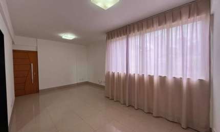 Apartamento de 3 quartos com suíte e 2 vagas de garagem no Centro de Divinópolis-MG