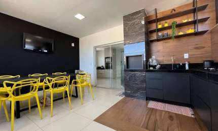Confira esta incrível cobertura triplex em Divinópolis, um verdadeiro oásis urbano que combina luxo, conforto e praticidade em uma localização privile