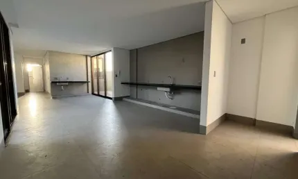 Apartamento espaçoso com área privativa e acabamento de alto padrão
