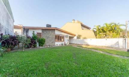 Casa com 2 quartos à venda na Rua Rincão, 228, Ipanema, Porto Alegre por R$ 920.000