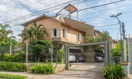 Casa em condomínio fechado com 3 quartos à venda na Rua Pirajá, --, Ipanema, Porto Alegre por R$ 890.000