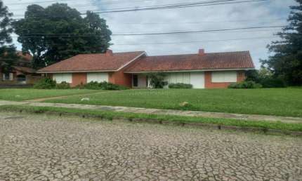 Terreno à venda na Rua Chavantes, 409, Vila Assunção, Porto Alegre por R$ 4.800.000