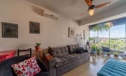Apartamento com 3 quartos à venda na Rua Xavier da Cunha, 999, Nonoai, Porto Alegre por R$ 380.000