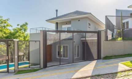 Casa com 3 quartos à venda na Rua José Sanguinetti, --, Jardim Isabel, Porto Alegre por R$ 1.880.000