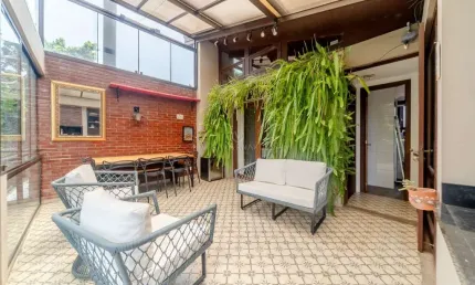 Casa em condomínio fechado com 3 quartos à venda na Rua Doutor Possidônio Cunha, --, Vila Assunção, Porto Alegre por R$ 1.200.000