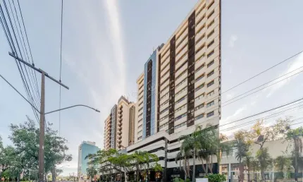 Sala comercial à venda na Avenida Borges de Medeiros, --, Praia de Belas, Porto Alegre por R$ 330.000