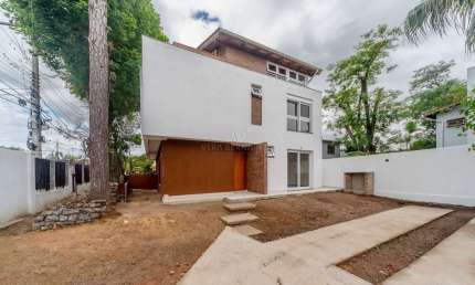 Casa com 2 quartos à venda na Rua Jacipuia, --, Guarujá, Porto Alegre por R$ 650.000