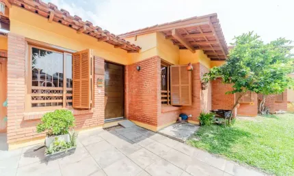 Casa com 3 quartos à venda na Rua Arnaldo Bernardi, --, Ipanema, Porto Alegre por R$ 819.000