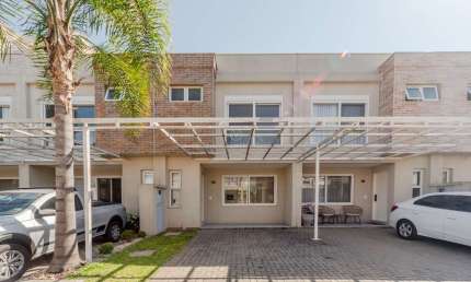 Casa em condomínio fechado com 3 quartos à venda na Estrada João Salomoni, --, Vila Nova, Porto Alegre por R$ 799.000