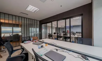 Sala comercial à venda na Avenida Diário de Notícias, --, Cristal, Porto Alegre por R$ 465.000