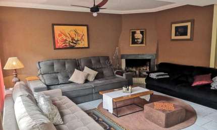 Casa em condomínio fechado com 3 quartos à venda na Avenida Guaíba, 10930, Serraria, Porto Alegre por R$ 650.000