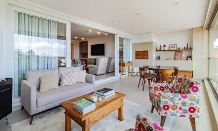 Apartamento com 3 quartos à venda na Avenida Cai, --, Cristal, Porto Alegre por R$ 2.200.000