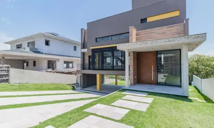 Casa em condomínio fechado com 3 quartos à venda na Estrada das Três Meninas, --, Vila Nova, Porto Alegre por R$ 2.500.000