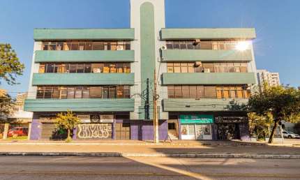 Sala comercial à venda na Avenida Érico Veríssimo, --, Menino Deus, Porto Alegre por R$ 152.000