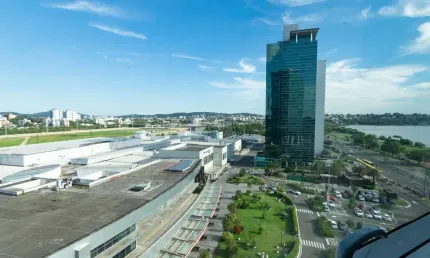 Sala comercial à venda na Avenida Diário de Notícias, --, Cristal, Porto Alegre por R$ 370.000