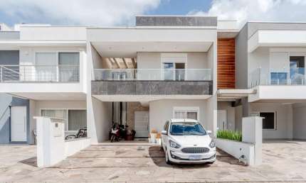Casa em condomínio fechado com 3 quartos à venda na Rua Jorge Babot Miranda, --, Hípica, Porto Alegre por R$ 960.000