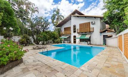 Casa com 3 quartos à venda na Avenida Guaíba, --, Ipanema, Porto Alegre por R$ 2.000.000